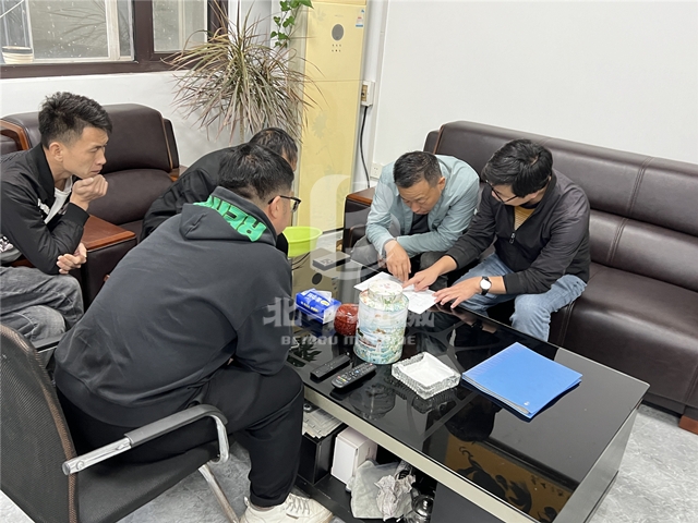 高標準定制！木材炭化機深受廣東客戶喜歡